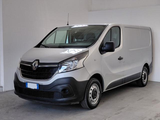 Renault Trafic T27 2.0 dCi 120CV PC-TN Furgone Ice Plus usato a MONZA