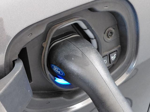 Ford Kuga 2.5 Plug In Hybrid PHEV 225 CV 2WD ST-Line - foto 4 di 4