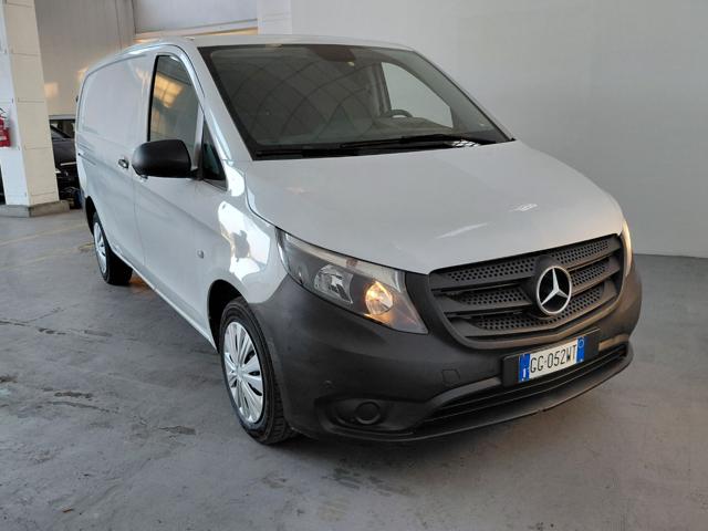 Mercedes-Benz Vito 1.7 110 CDI furgone Long clima usato a MONZA