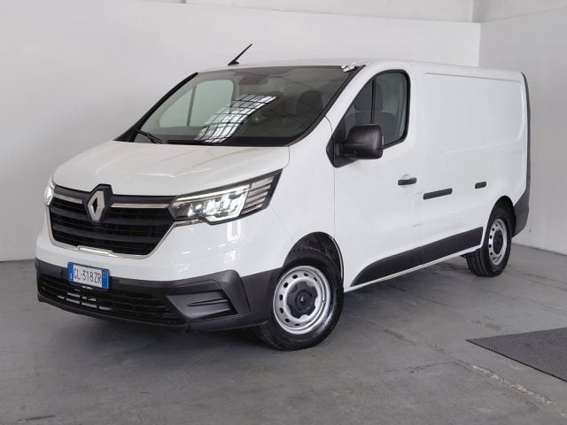 Renault Trafic T27 2.0 dCi 110CV PC-TN Furgone Ice FARI LED, del 2023, 57.000 km, in vendita a Monza (MB)