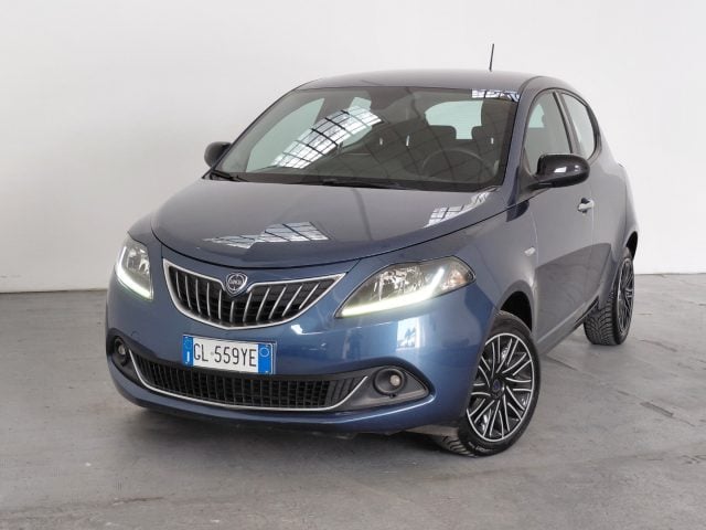 Lancia Ypsilon 1.0 FireFly 5 porte S&S Hybrid Gold - foto 4 di 4