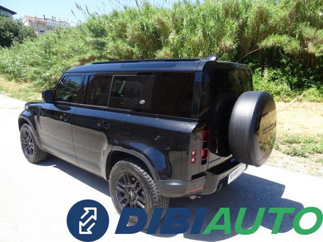 Land Rover Defender 110 3.0D I6 200 CV AWD Auto S - foto 4 di 4