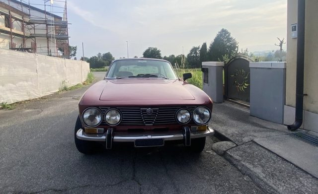 Alfa Romeo GT 2.000 cc, Auto D'Epoca. - foto 2 di 4