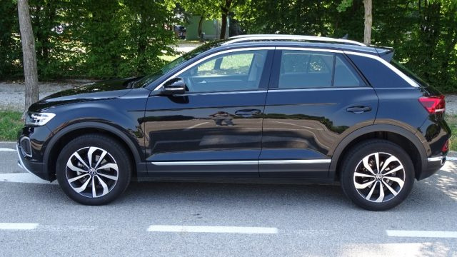 Volkswagen T-Roc 1.5 TSI ACT, 150 cv, Automatico "DSG", Style.. - foto 4 di 4