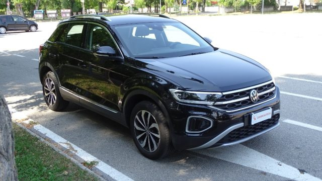 Volkswagen T-Roc 1.5 TSI ACT, 150 cv, Automatico "DSG", Style.. - foto 2 di 4