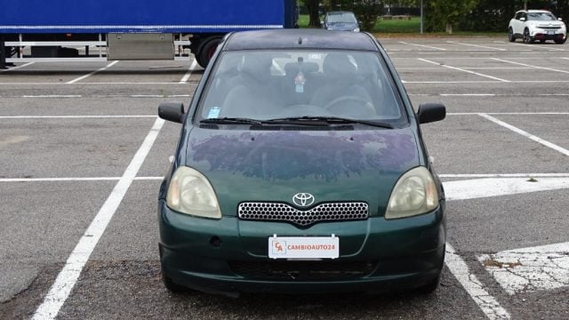 Toyota Yaris 1.0i 16V, 68 cv, cat 3 porte.., del 1999, 233.801 km, in vendita a Martellago (VE)