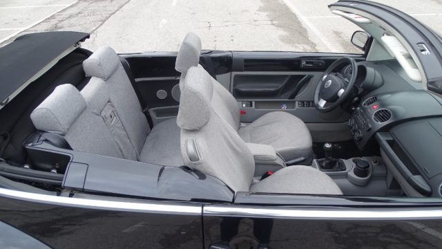 Volkswagen New Beetle 1.9 TDI 105CV Cabrio usato a MARTELLAGO