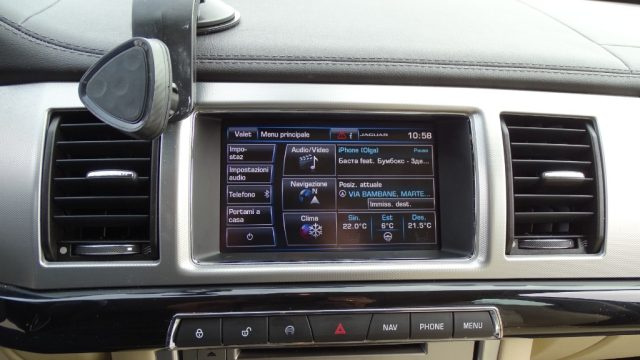 Jaguar XF 3.0 DS V6 Premium Luxury, Tetto, Pelle, Automatica usato a MARTELLAGO