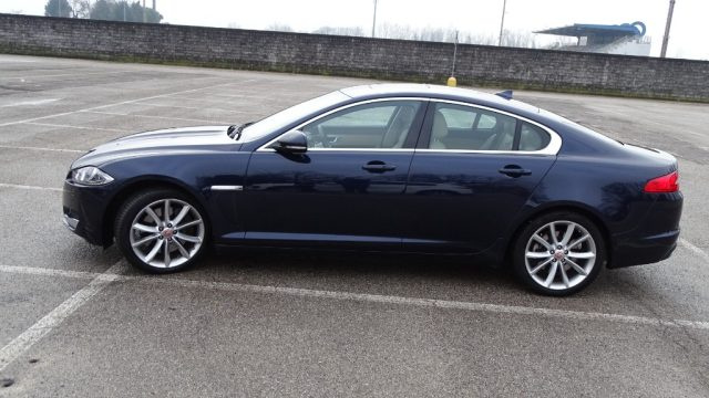 Jaguar XF 3.0 DS V6 Premium Luxury, Tetto, Pelle, Automatica - foto 4 di 128