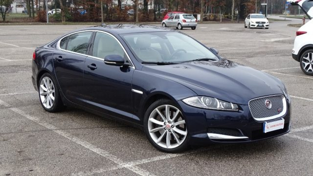 Jaguar XF 3.0 DS V6 Premium Luxury, Tetto, Pelle, Automatica usato a MARTELLAGO