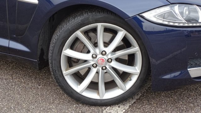 Jaguar XF 3.0 DS V6 Premium Luxury, Tetto, Pelle, Automatica usato a MARTELLAGO