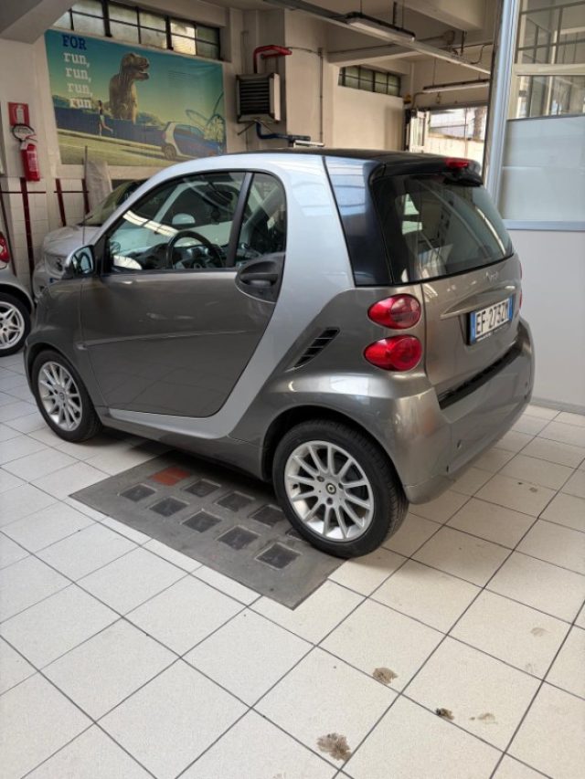 smart forTwo 1000 52 kW MHD coup� passion - foto 2 di 4
