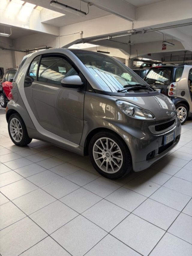 smart forTwo 1000 52 kW MHD coup� passion - foto 4 di 4