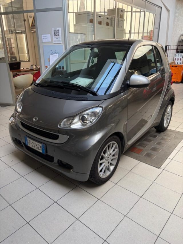 smart forTwo 1000 52 kW MHD coup� passion usato a TORINO