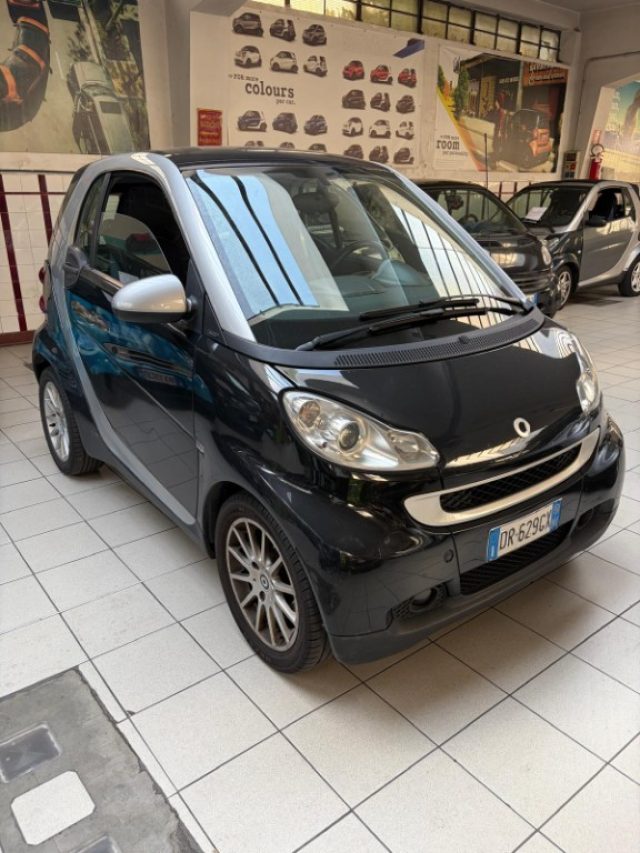 smart forTwo 1000 52 kW coup� passion usato a TORINO