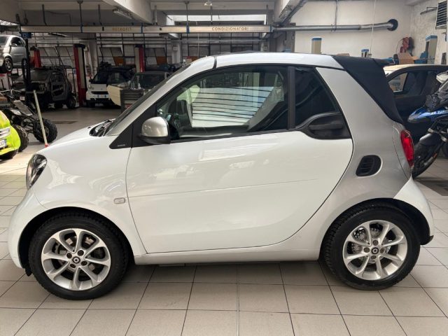 smart forTwo 70 1.0 twinamic cabrio Passion - foto 2 di 4