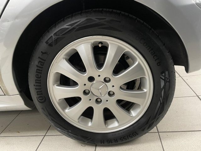 Mercedes-Benz A 200 CDI Elegance Automatica - foto 4 di 4