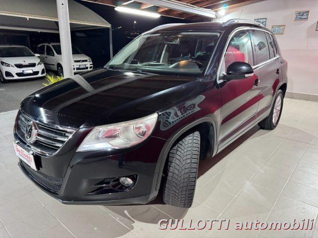 Volkswagen Tiguan 2.0 TDI 140CV tiptronic Sport 4MOTION, del 2009, 207.115 km, in vendita a Bronte (CT)