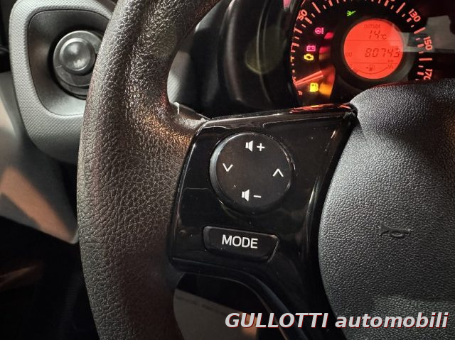 Peugeot 108 VTi 72cv 5p Active, del 2021, 80.700 km, in vendita a Bronte (CT)