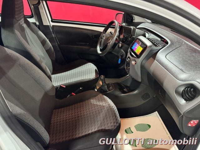 Peugeot 108 VTi 72cv 5p Active, del 2021, 80.700 km, in vendita a Bronte (CT)
