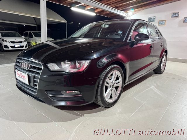 Audi A3 SPB 1.6 TDI 110CV Ambition - foto 3 di 4