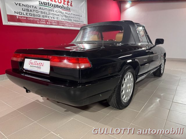 Alfa Romeo Spider 2.0i, del 1992, 66.350 km, in vendita a Bronte (CT)