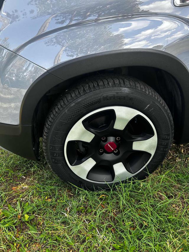 Fiat Panda 1.0 FireFly S&S Hybrid City Cross - foto 2 di 4
