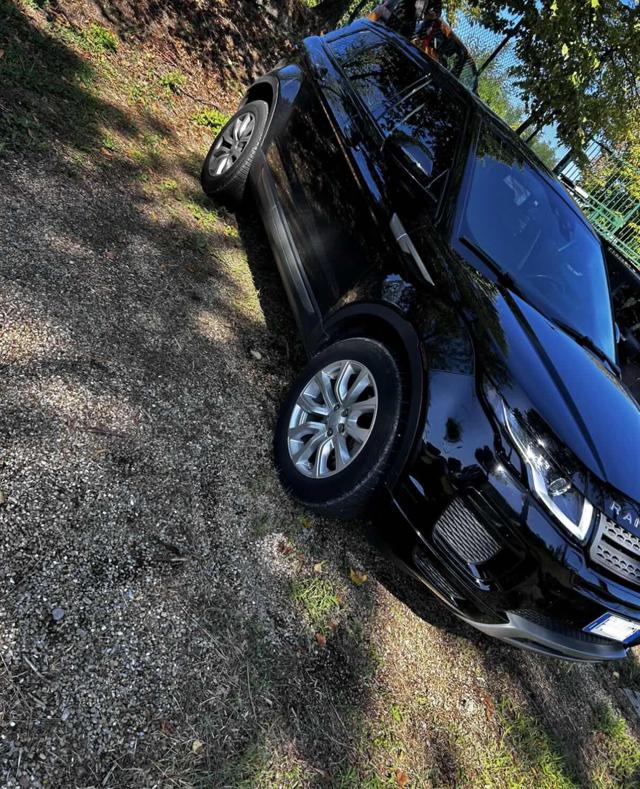 Land Rover Range Rover Evoque 2.0 eD4 5p. Pure - foto 3 di 4