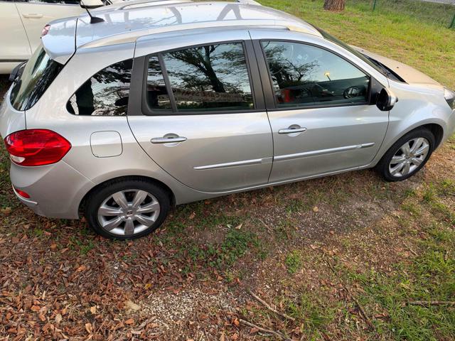 Renault Clio 1.2 16V SporTour Luxe - foto 4 di 4