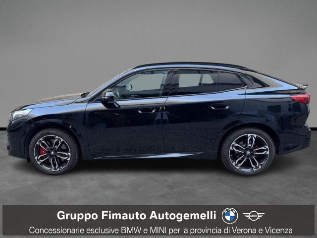 BMW iX2 xDrive 30 Msport Pro Aut. - foto 3 di 4