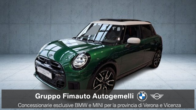MINI Mini 5 Porte Cooper C JCW Pack M nuovo a VERONA