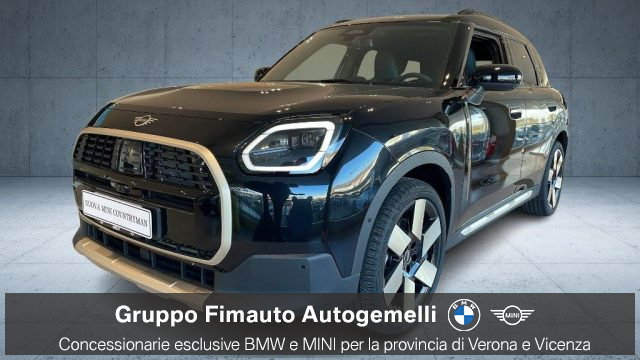 MINI Mini C Favoured Countryman Pack S nuovo a VERONA