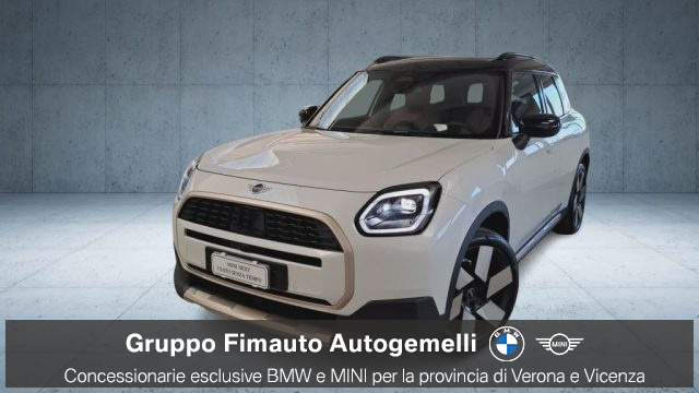 MINI Mini Countryman D Favoured Pack L nuovo a VERONA