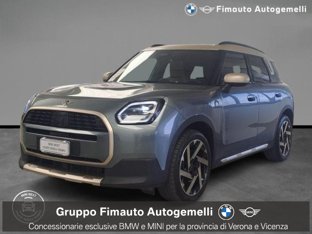 MINI Countryman C Favoured Countryman Pacchetto M Aut. + Tetto apr usato a VERONA