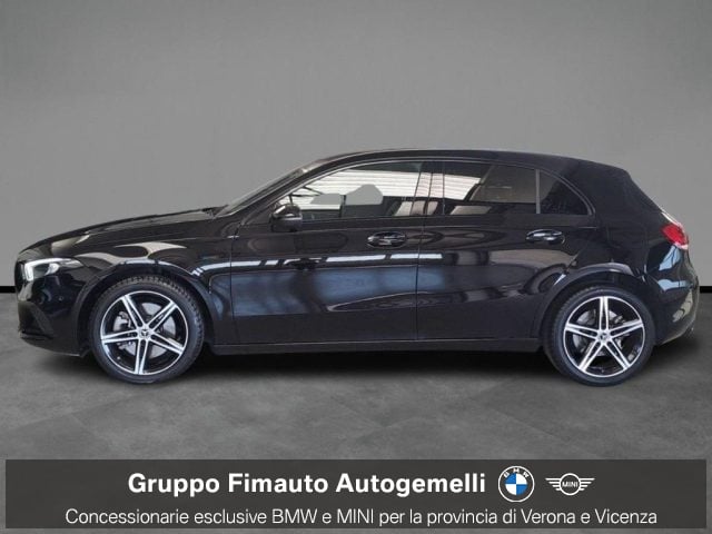 Mercedes-Benz A 250 e hybrid EQ Business - foto 2 di 4