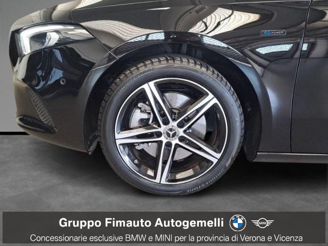 Mercedes-Benz A 250 e hybrid EQ Business - foto 4 di 4