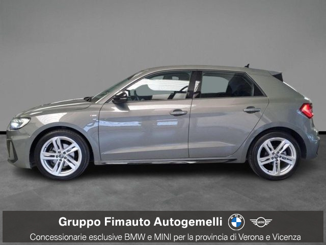 Audi A1 SPB 30 TFSI S line edition - foto 2 di 14