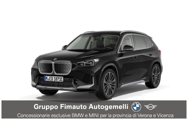 BMW iX1 eDrive 20 X-Line Pure Edition, in vendita a Verona (VR)