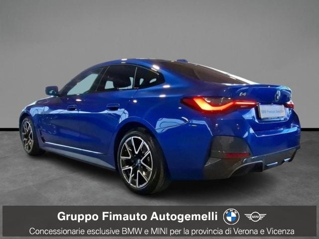 BMW i4 eDrive 40 Msport + Tetto Apr. - foto 4 di 4