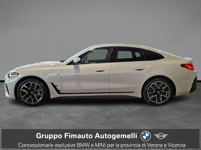 BMW i4 eDrive 40 Msport + Tetto Apr. - foto 3 di 4