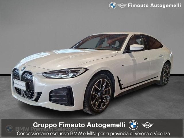 BMW i4 eDrive 40 Msport + Tetto Apr., del 2023, 50.496 km, in vendita a Verona (VR)