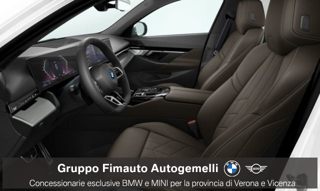 BMW 530 e xDrive Touring Msport Pro Aut. - foto 4 di 4