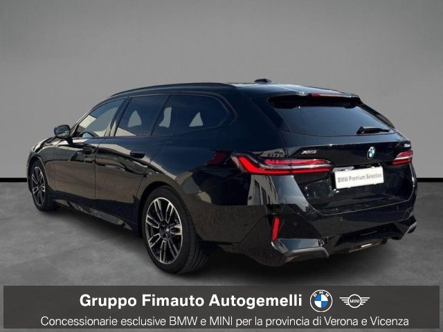 BMW 520 d 48V xDrive Touring Msport Pro - foto 4 di 4