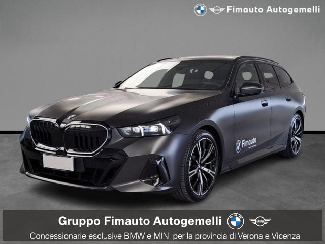 BMW 520 d 48V xDrive Touring Msport Pro Aut., del 2026, 15.122 km, in vendita a Verona (VR)