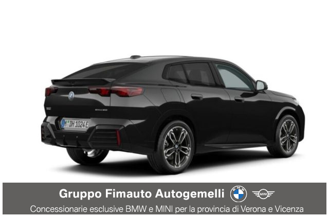 BMW iX2 eDrive 20 Special Edition - foto 2 di 4