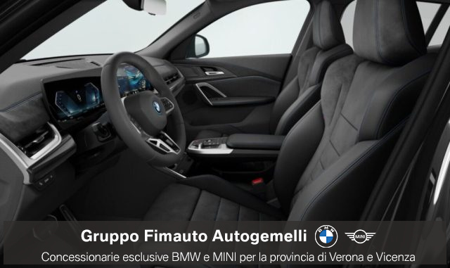 BMW iX2 eDrive 20 Special Edition - foto 3 di 4