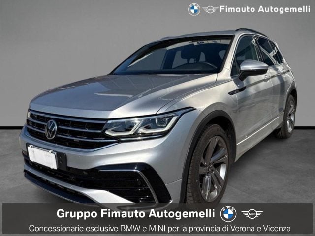 Volkswagen Tiguan 1.5 TSI 150 CV DSG ACT R-Line, del 2021, 48.049 km, in vendita a Verona (VR)
