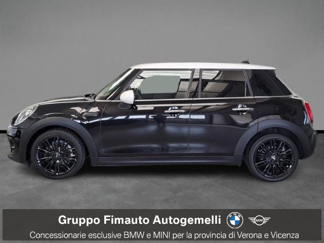 MINI Cooper D 1.5 Cooper D 5 porte versione Classic Aut. - foto 3 di 4