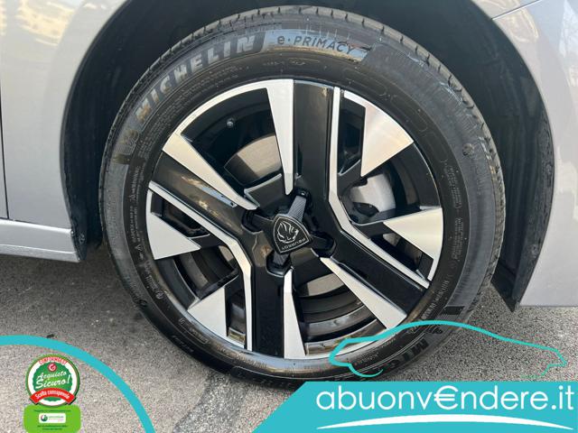 Peugeot 208 Hybrid 100 e-DCS6 Allure UNICO PROPRIETARIO usato a MILANO