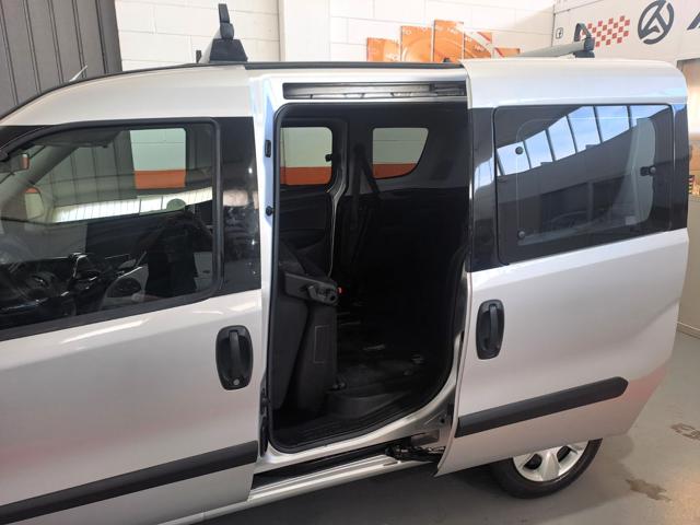 Opel Combo Tour 1.3 CDTi 95CV EURO 6B Vetrato! Iva compresa! - foto 4 di 4